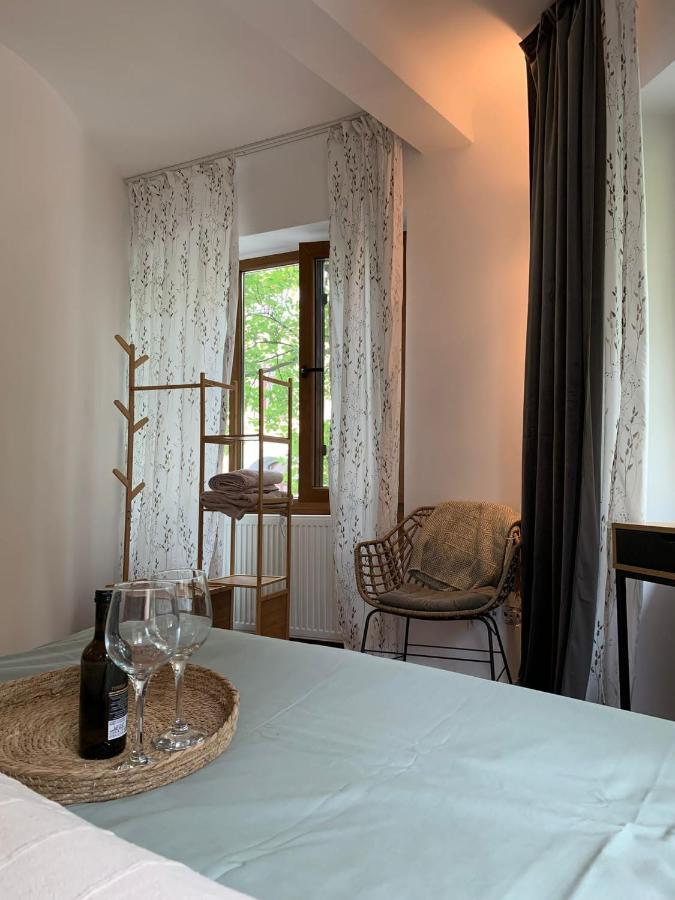 The-Point Lovely Studio In Center Of בוקרשט מראה חיצוני תמונה
